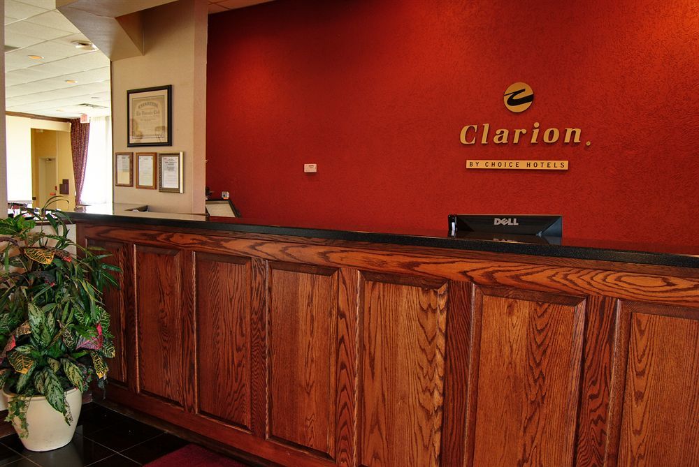 Clarion Inn Fairmont Eksteriør billede